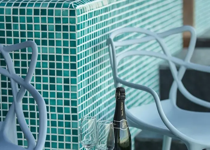 Superior Jacuzzi & View